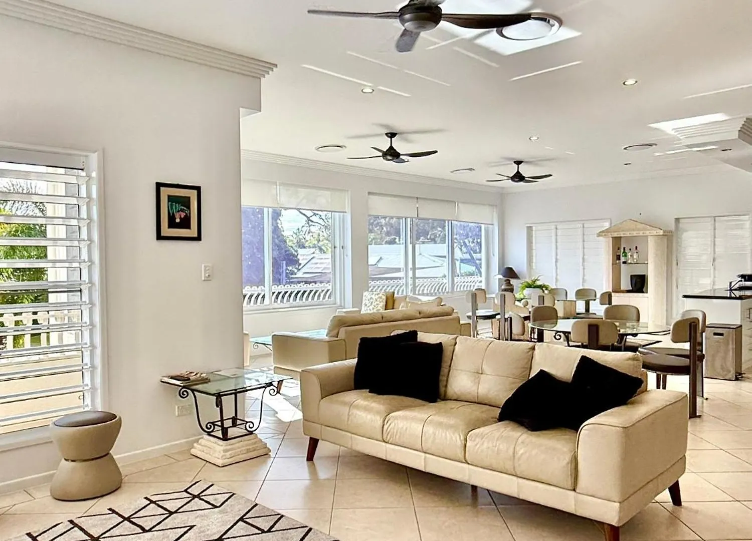 Luxury House On Clifton Beach With Heated Saltwater Swimming Pool 0*,  Australia